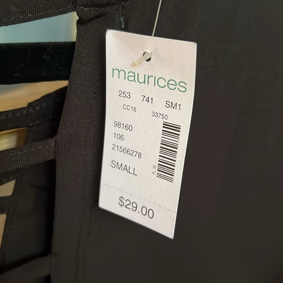 NWT Maurice’s Top with Back Cutouts Size Small - Picture 8 of 8